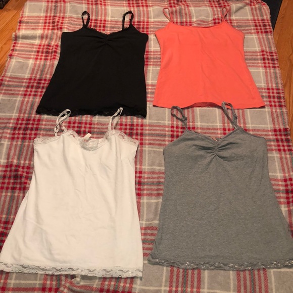 Lot of Tanks - Picture 3 of 3